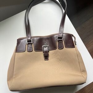 Etienne Aigner beige shoulder bag